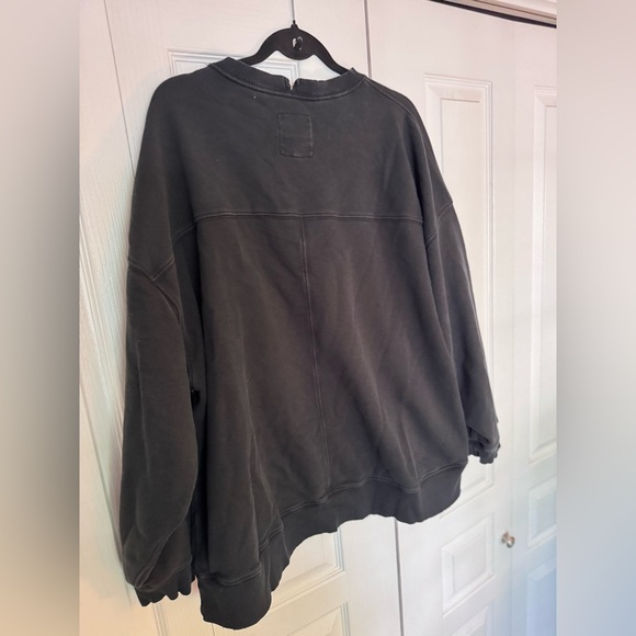 Aerie Oversized Crewneck Distressed Sweater size XL - Picture 4 of 5